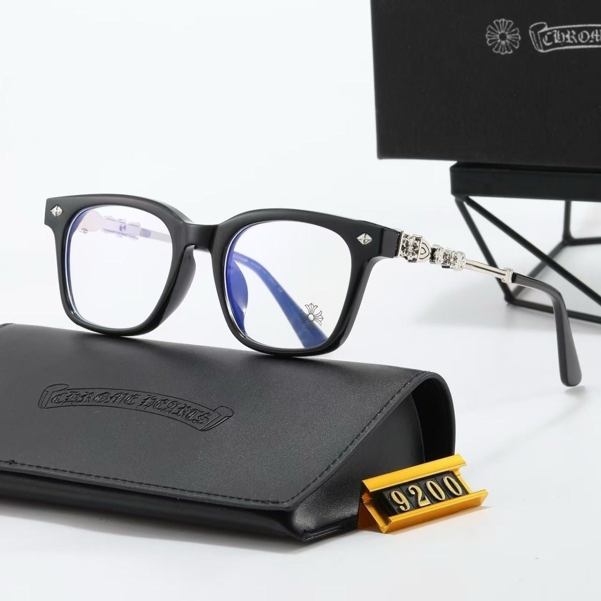 Elegant Anti-Blue Light Glasses for Men and Women