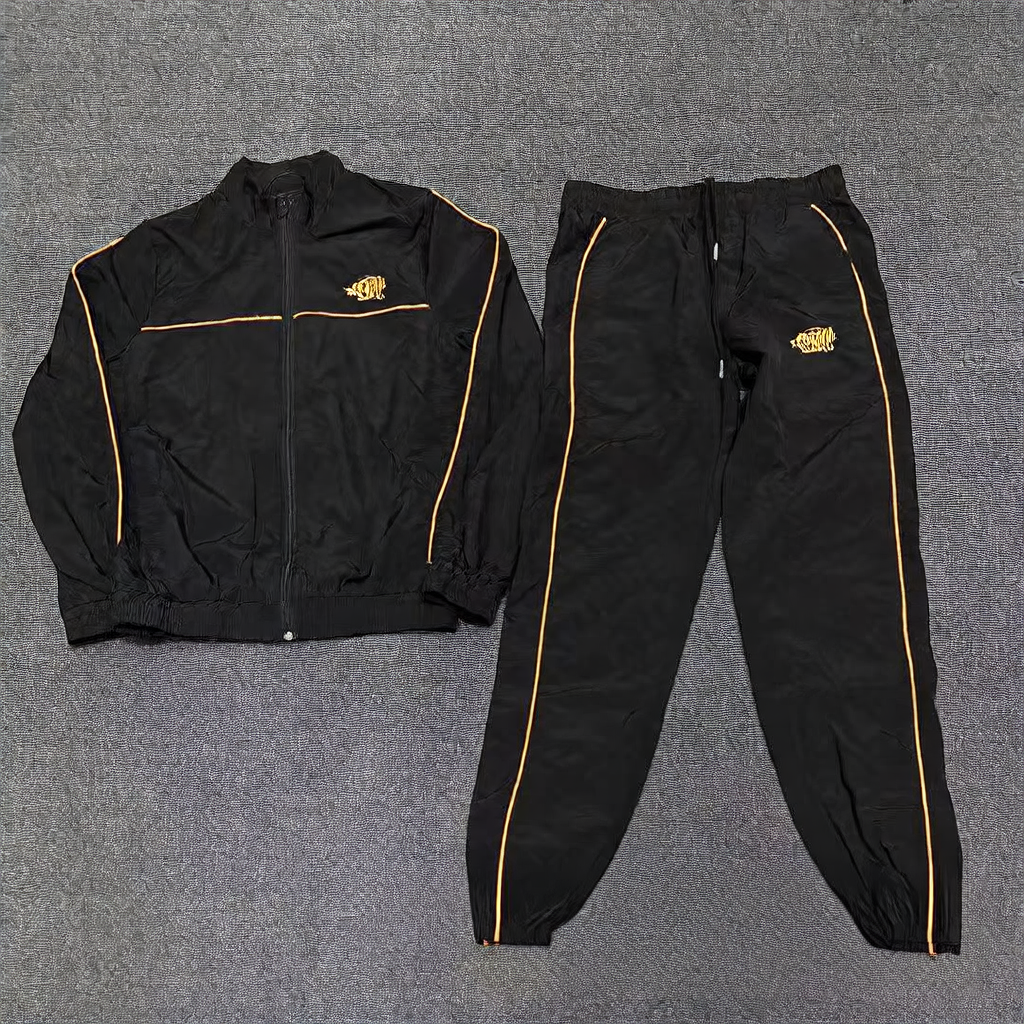Trendy hooded set